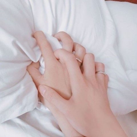 มือ