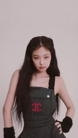 JENNIE