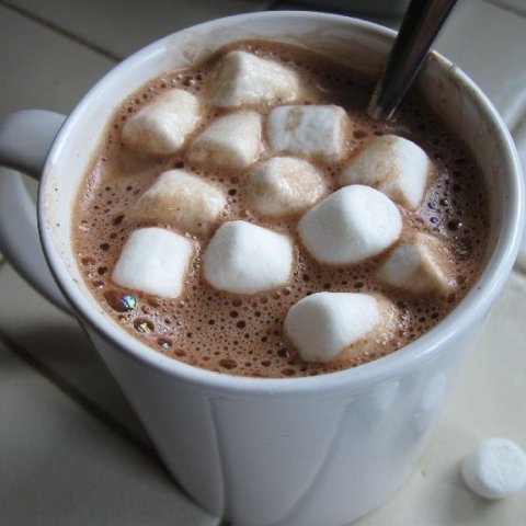 Hot chocolate ช็อกโกแลตร้อน