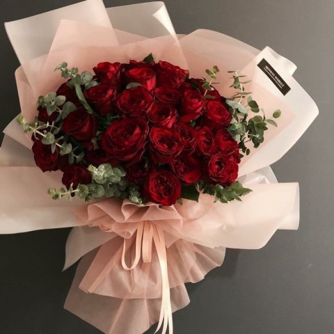 ดอกกุหลาบสีแดง=ฉันรักเธอ