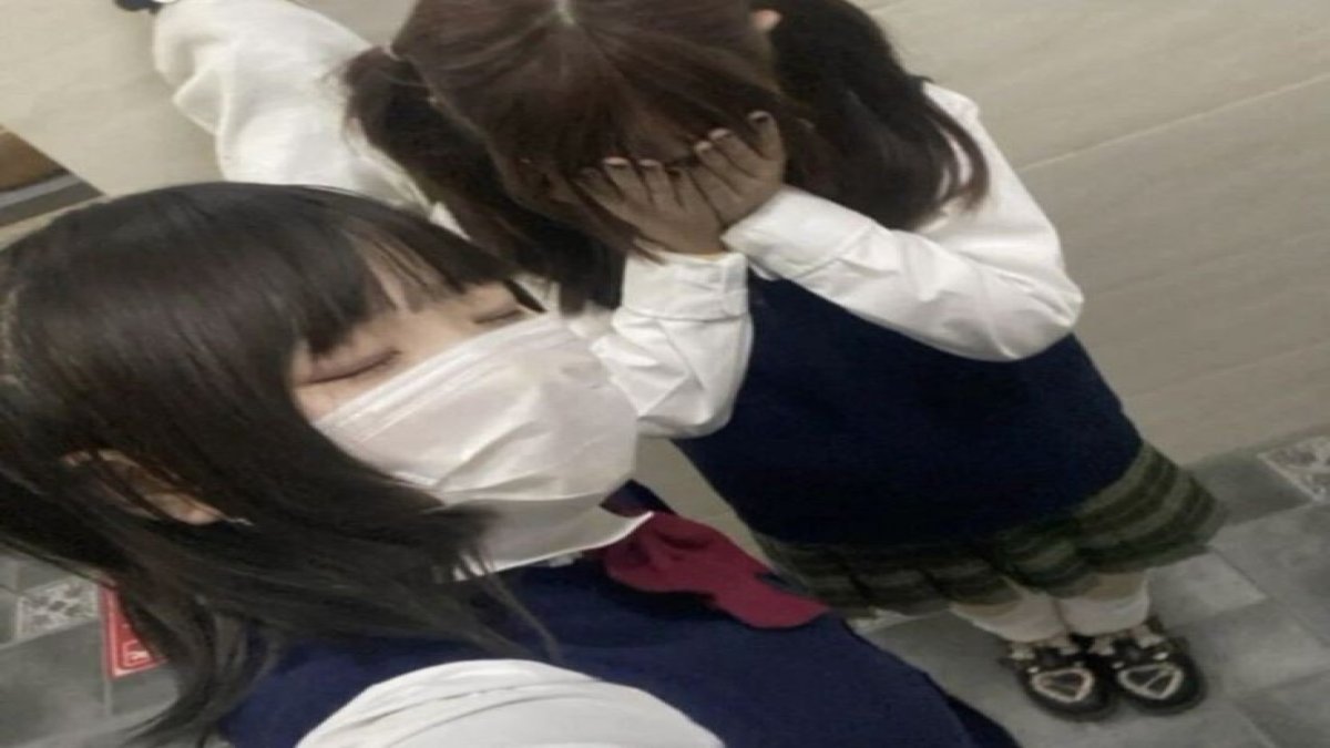 ୨୧ Japanese school uniform