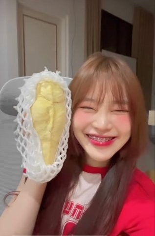 ญดาแอบซื้อทุเรียนกินน