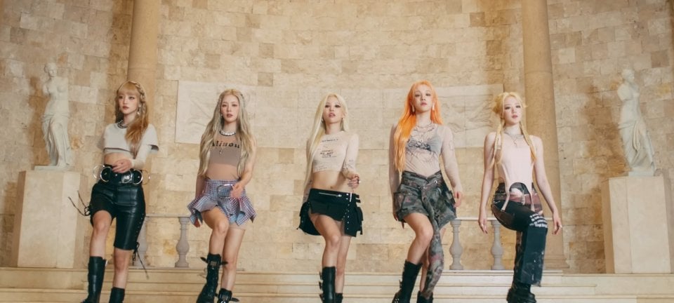 (G)I-DLE ภาพนี้มาจากmvเพลงอะไร?