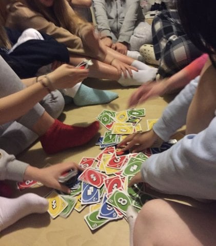 Play Uno