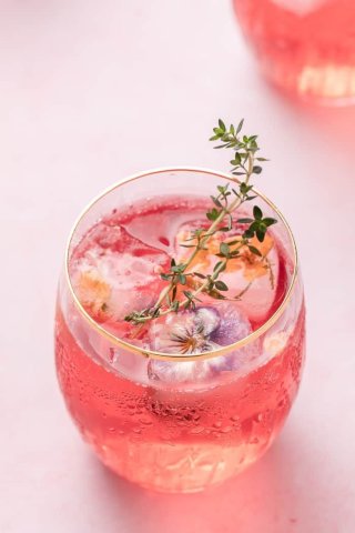 Strawberry Cocktail🍓🍸