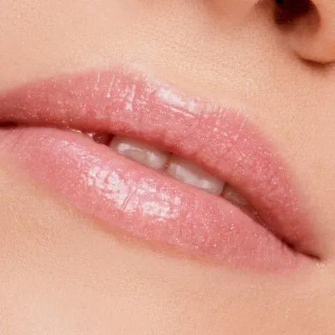 Thin lips