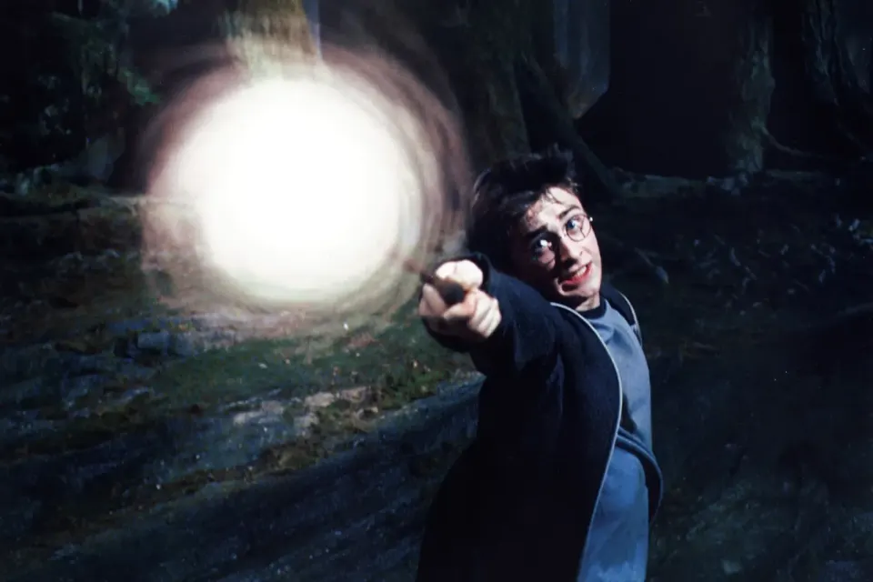 คาถาผู้พิทักษ์ Patronus charm ร่ายคาถาว่าอะไร?