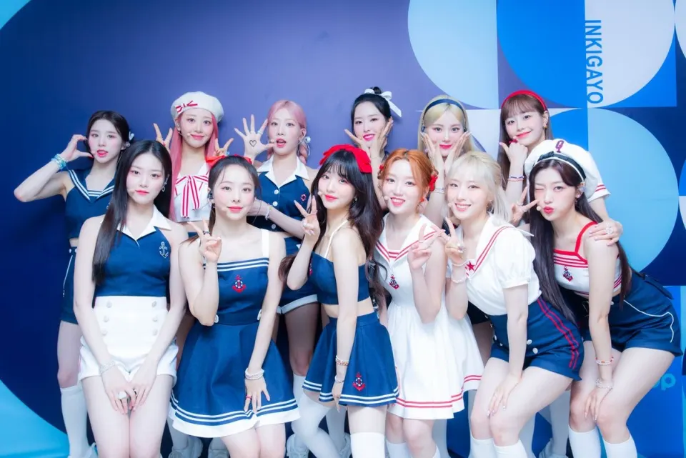 LOONA