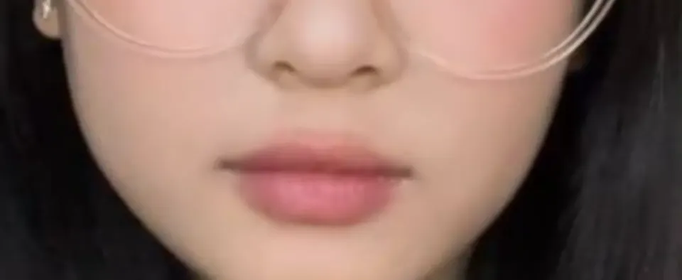 ทายว่าปากนี้เป็นของใคร