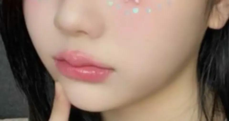 ทายว่าปากนี้เป็นของใคร