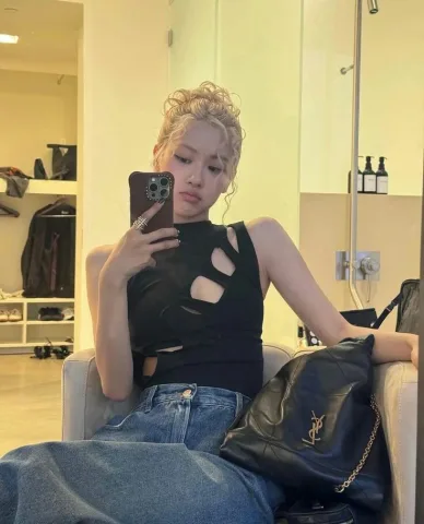 IG : roses_are_rosie