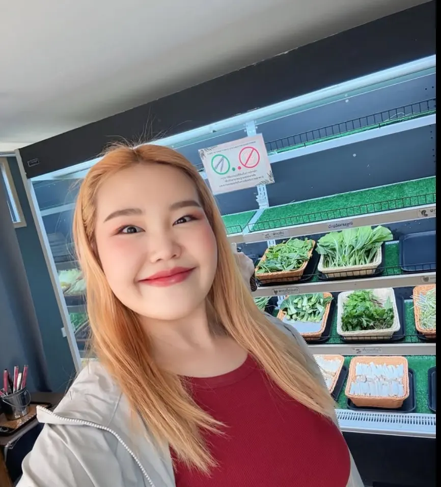 คนนี้ใคร ? ?