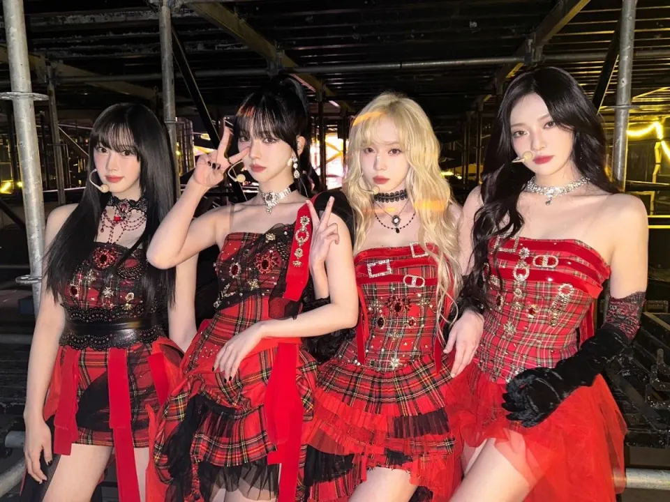 。choose one to fit in ‘