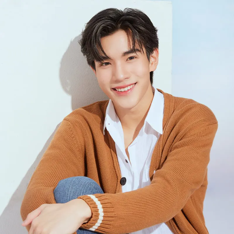 คนนี้ชื่อว่า??