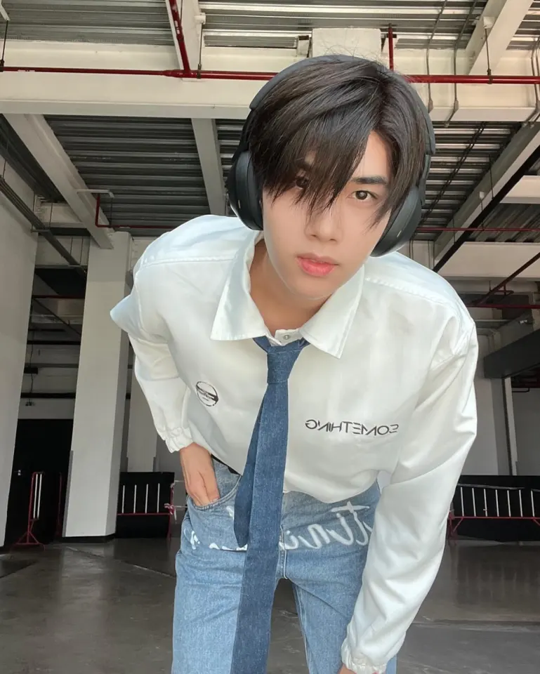 คนนี้ชื่อว่า??