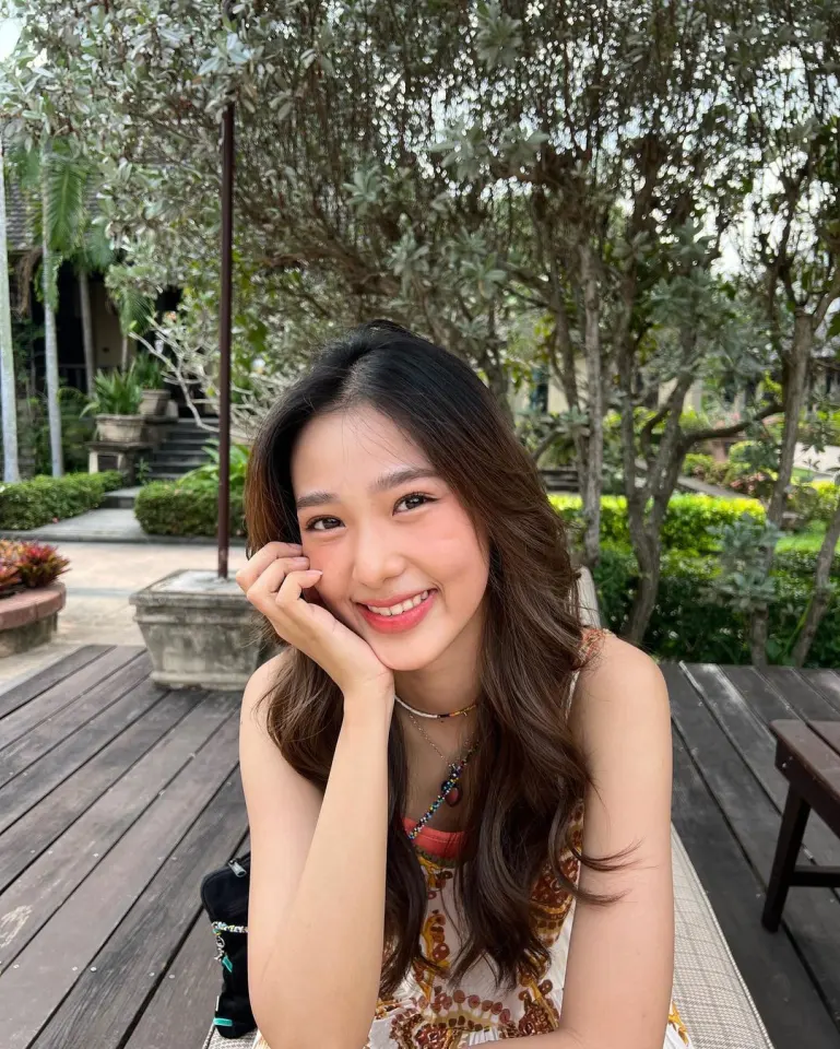 คนนี้ชื่อว่า??