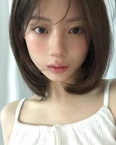 jam🇹🇭🇰🇷 19 years old, 163 cm, main vocalist, main dancer, visual