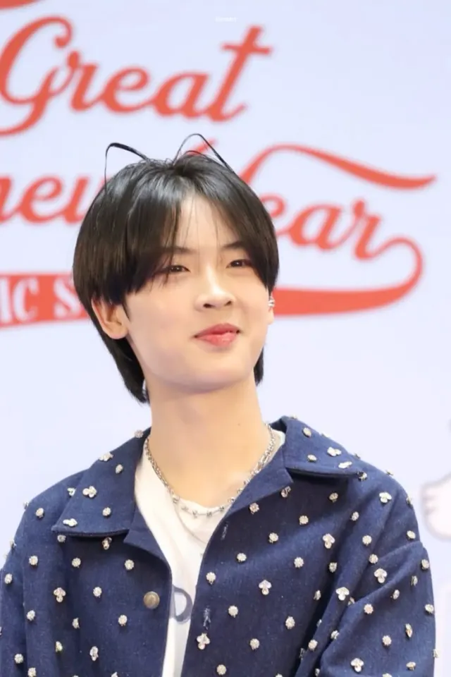 คนนี้ชื่ออะไรค่า