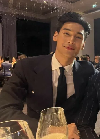 เขม🇹🇭