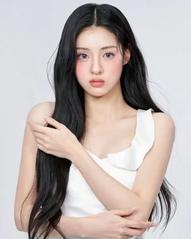 คริสซี่ (อายุ17ปี ออสเตรเลีย-เวียดนาม)