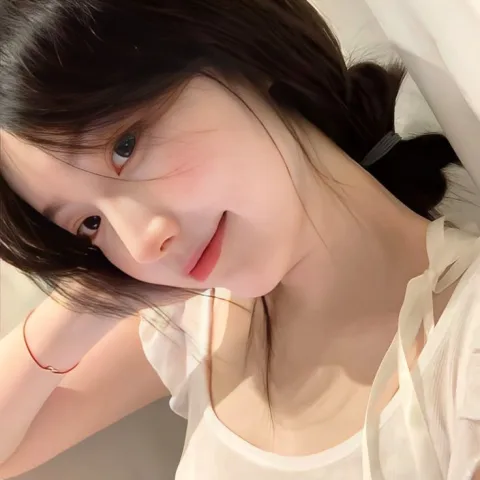 ฟ้า อายุ 20y