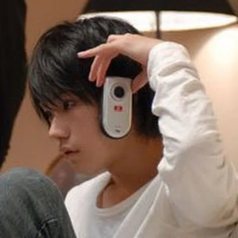 เขาตีเนียนแอบเอากล้องมาถ่ายรูปคุณ