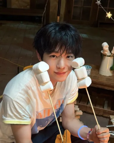 Yushi