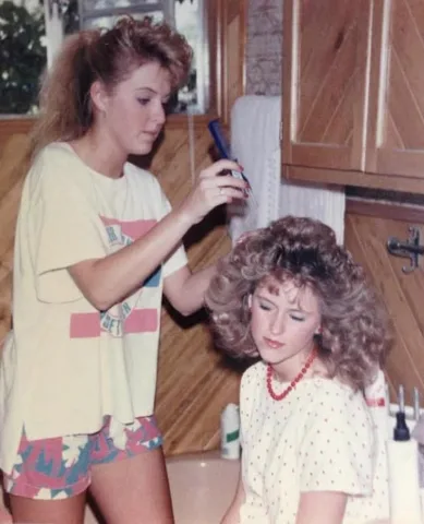 do eachothers hair