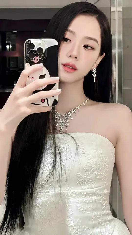 ชื่อจริงของ จีซู คือชื่ออะไร