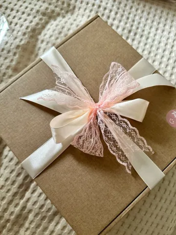 You made a “#1 Dad” gift box and filmed his reaction