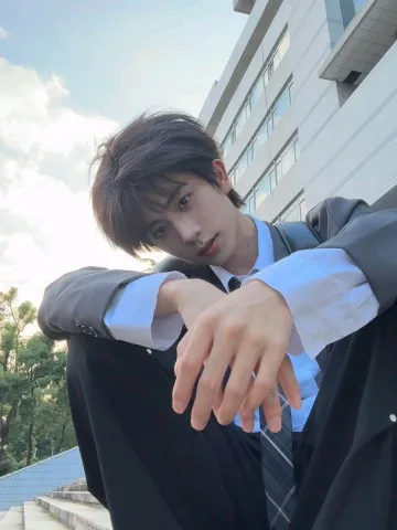 เมื่อกี้เขาส่งซิกอะไรให้ฉันหรือเปล่าน่ะ!
