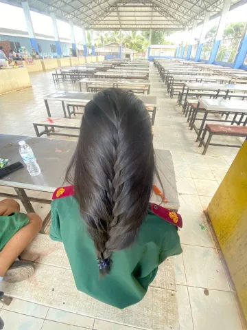 เปียเดียวหลวมๆ
