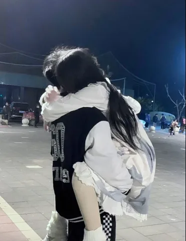 อุ้ม