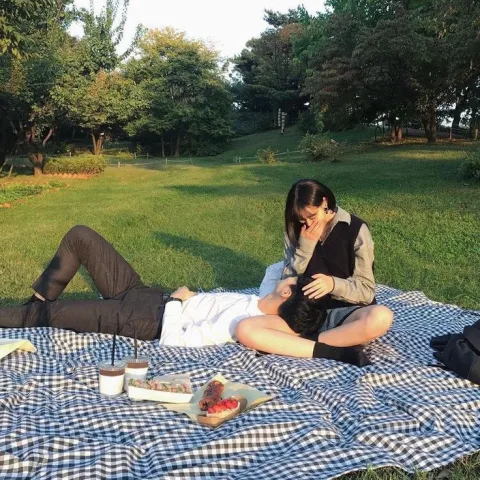 Picnic in the park (ปิกนิกในสวน)
