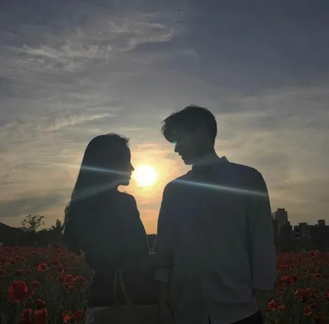 “I don’t want a day without you anymore.” - "ไม่อยากมีวันไหนที่ไม่มีเธออีกแล้ว"
