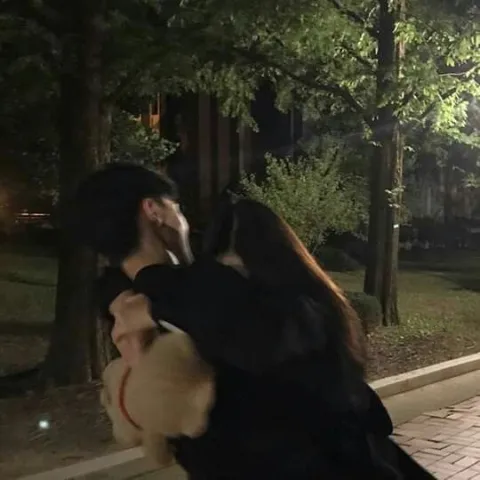 “You’re stuck with me now.” – คุณหนีฉันไม่พ้นแล้วล่ะ