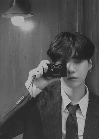Suga [BTS]