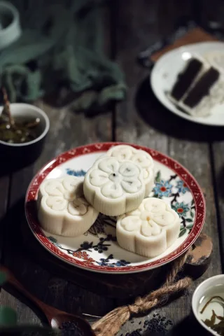 ขนมไหว้พระจันทร์หิมะขาว