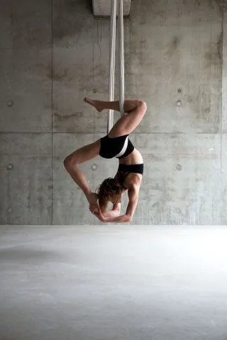 Aerial hammock (ผ้าเดี่ยว)
