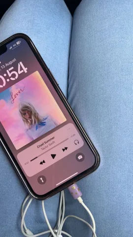 Cruel Summer-Taylor Swift