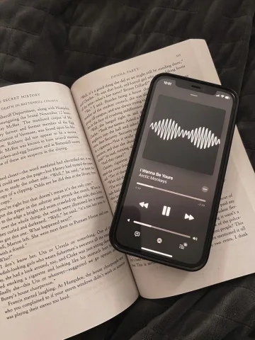Arctic Monkeys-I wanna be yours