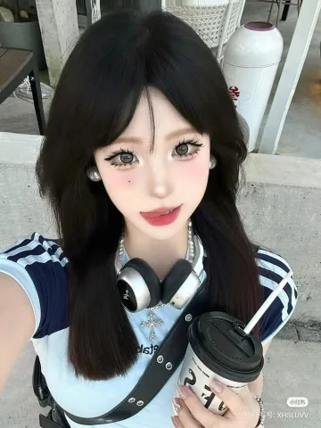 สาวไฝเสน่ห์