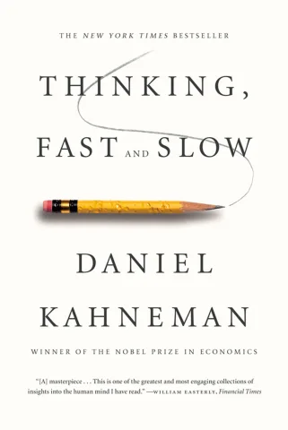 หลายคนน่าจะรู้จักหนังสือชื่อดังอย่าง Thinking, Fast and Slow ซึ่งเขียนโดยคุณ Daniel Kahneman นักจิตวิทยาและนักเศรษฐศาสตร์พฤติกรรมเจ้าของรางวัลโนเบลในปี 2002 โดยหนังสือเล่มนี้จะเจาะลึกถึงระบบความคิด