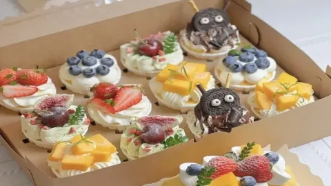 มาเปิดร้านขนมหวานกันค่ะ🧁🍰