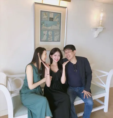 ถ่ายรูปกับครอบครัว👨‍👩‍👧