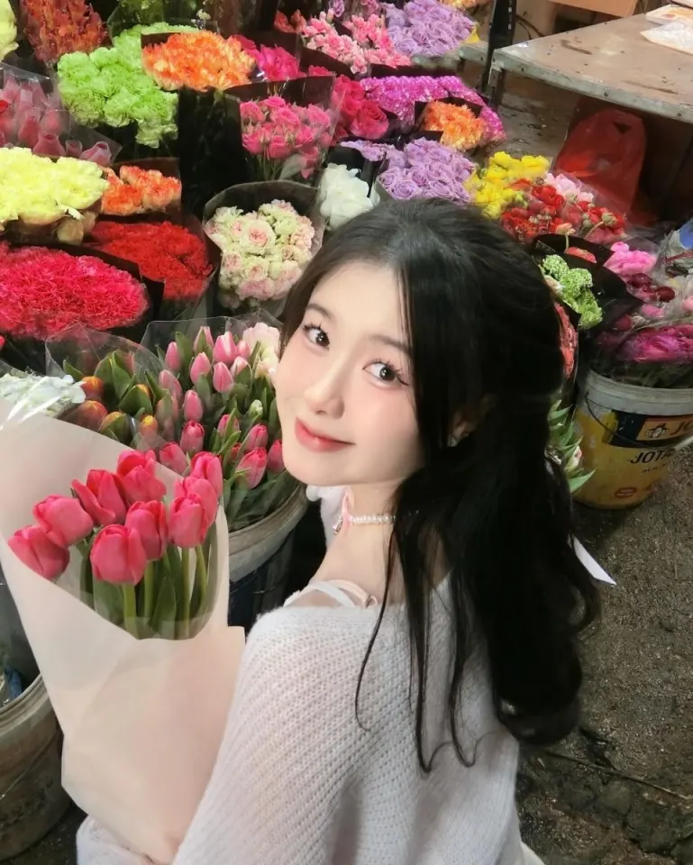 ช่วยเราเลือกดอกทิวลิปหน่อยค่ะ 🌷