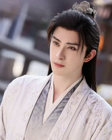 เสวี่ยหยางเหยา - เจ้ากรมตุลาการ ตัดสินคดีทุกคดีอย่างเที่ยงธรรม ค่อนข้างจะซื่อในเรื่องความรัก