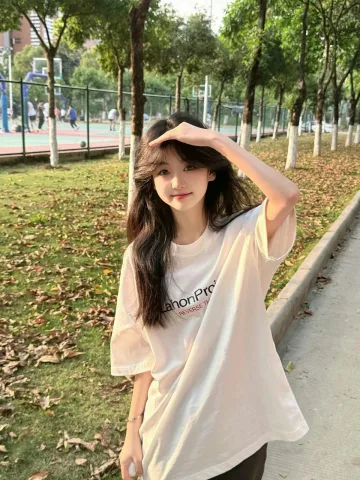 เหงียน เดบ แบ (เบลล่า) 16ปี 🇻🇳 (เต้นหลัก,ร้องเสริม,วิชวล,มักเน่)