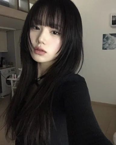 ศศินันท์ ลี (ฮาอิน) 16ปี 🇹🇭🇰🇷 (แร็ปหลัก,เต้นนำ,ร้องเสริม)