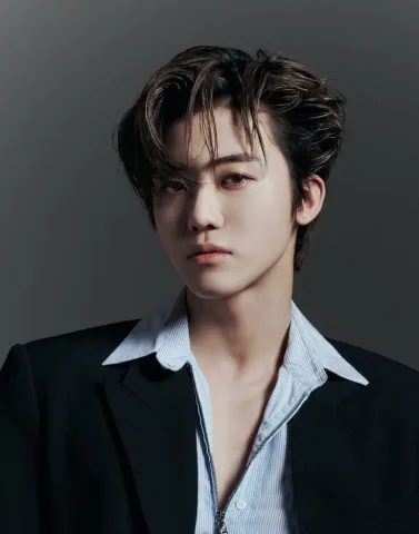 -เจมส์ ณธีร์-